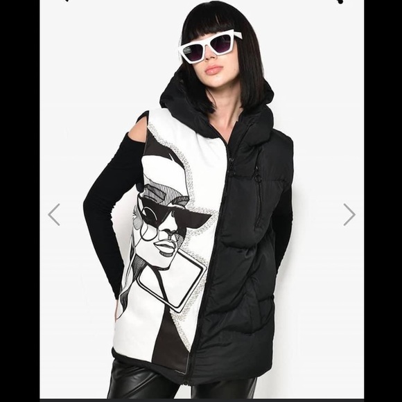 New NWT embellished black and white hooded puffer vest size S/M - Picture 1 of 6